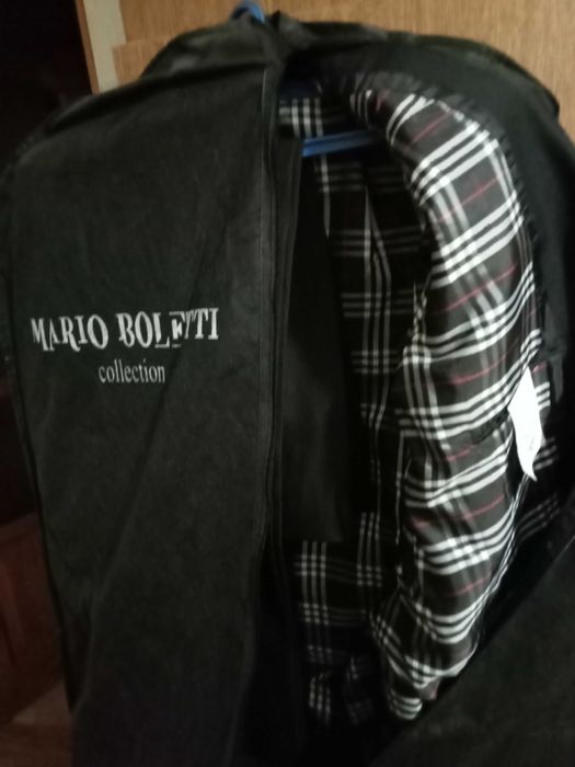 Костюм мужской,в идеальном состояние