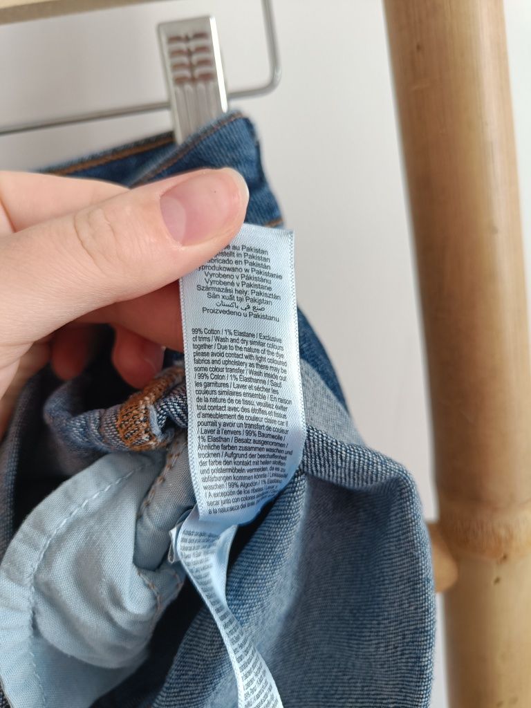 Jeansowe spodenki z wyższym stanem F&F