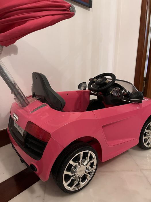 Carrinho empurrar audi