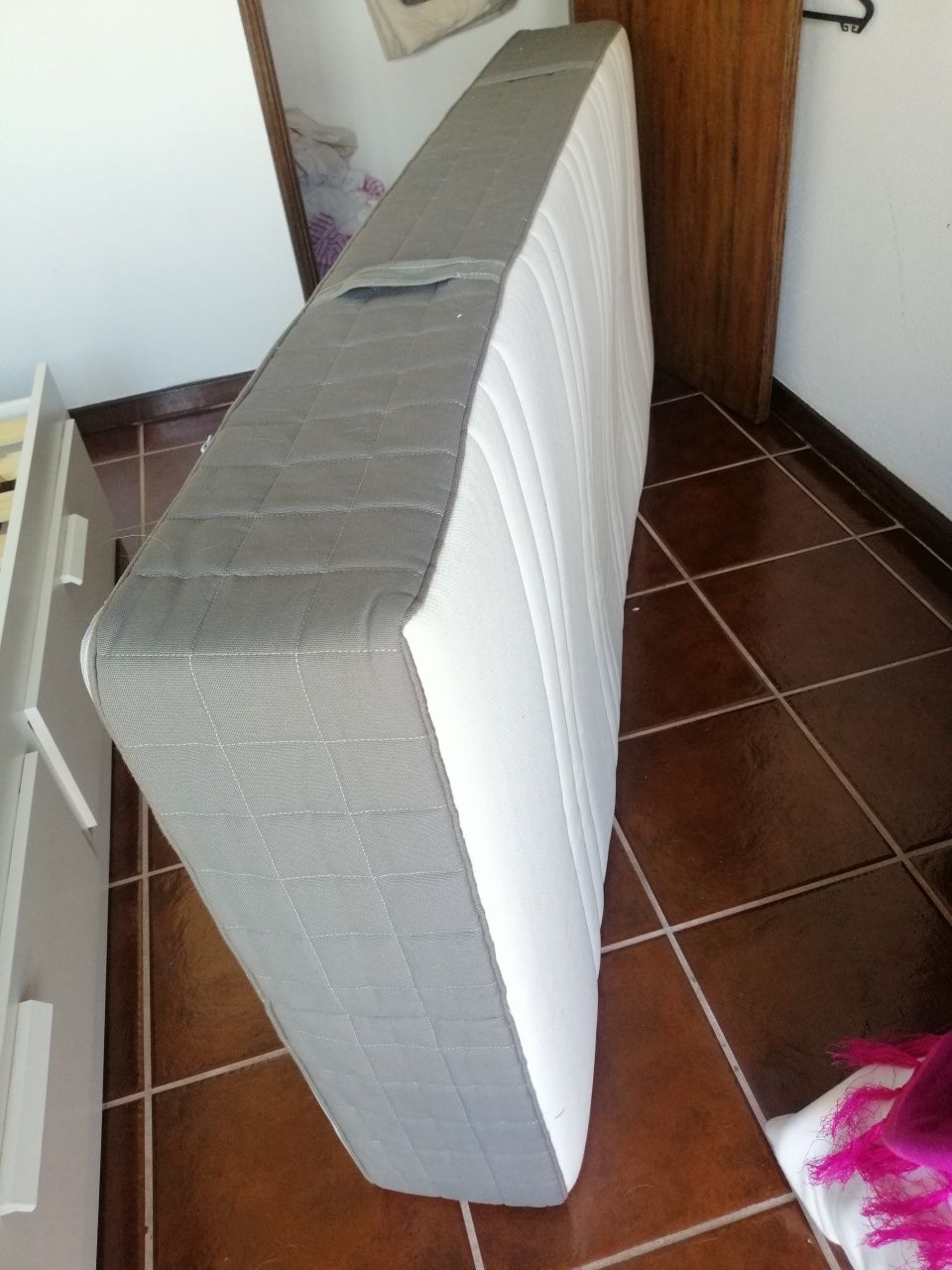 Cama Brimnes com Colchão Hovag 200x80
80x200 Ikea