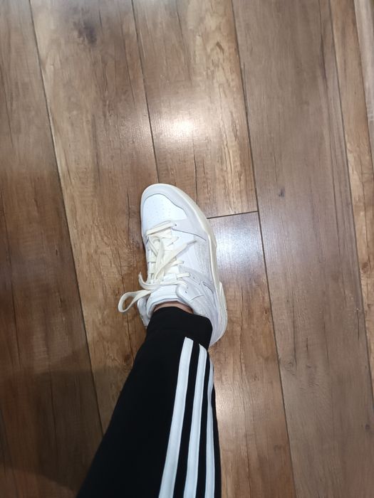 Жіночі шкіряні кросівки  Puma Hi Thrifted Wns