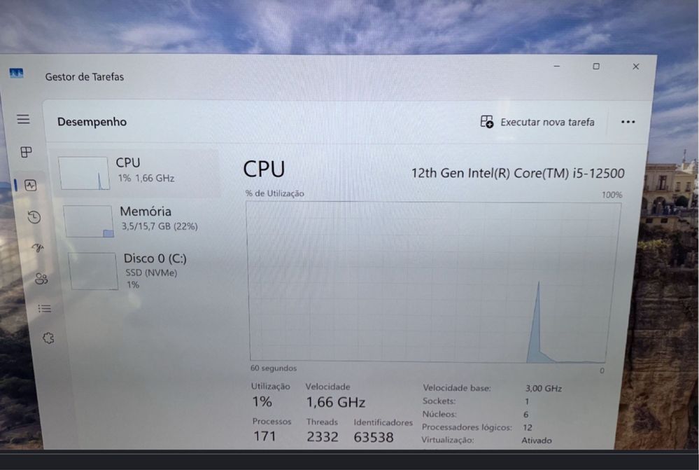 Mini PcLenovo ThinkCentre m90q, i5 Gen3-12500
