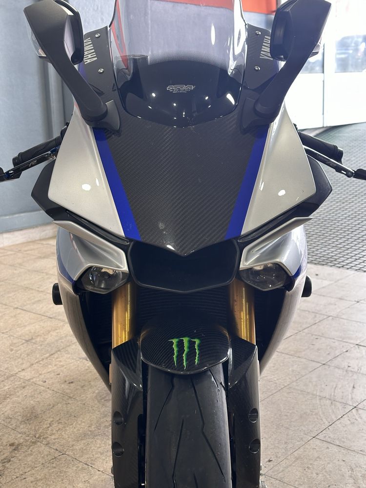 Yamaha r1m 2019  08