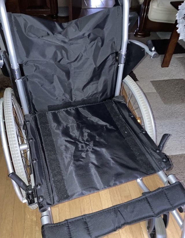 Nowy lekki aluminiowy wózek inwalidzki- okazja cenowa