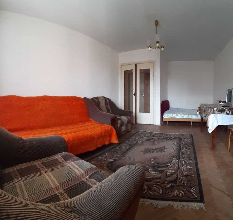 Здам дешеву 1-кім. кв-ру не далеко від центру на вул. Мазепи