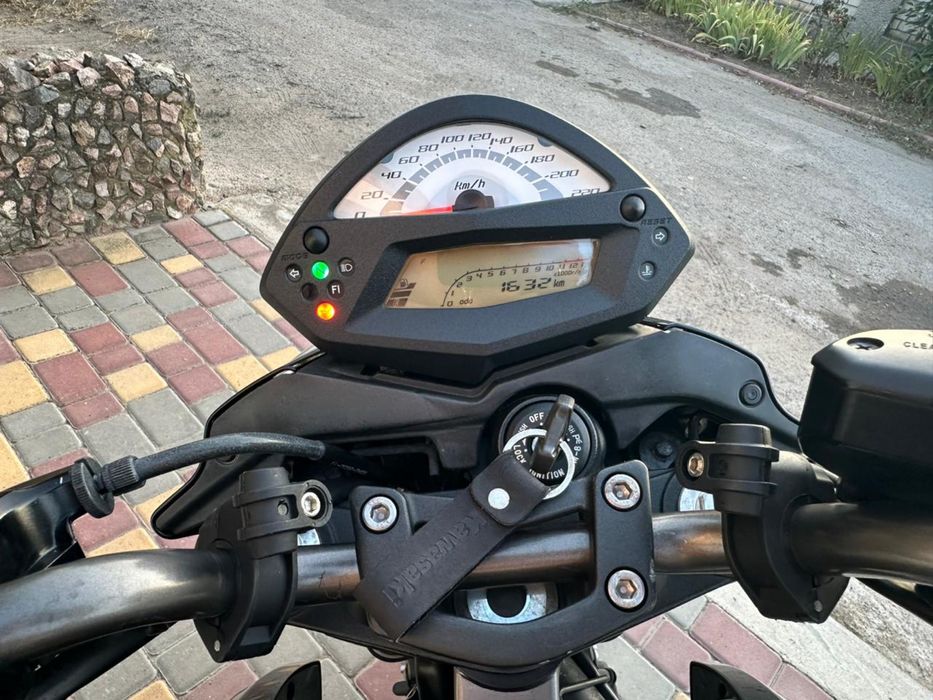 Kawasaki ER4-n (ninja)