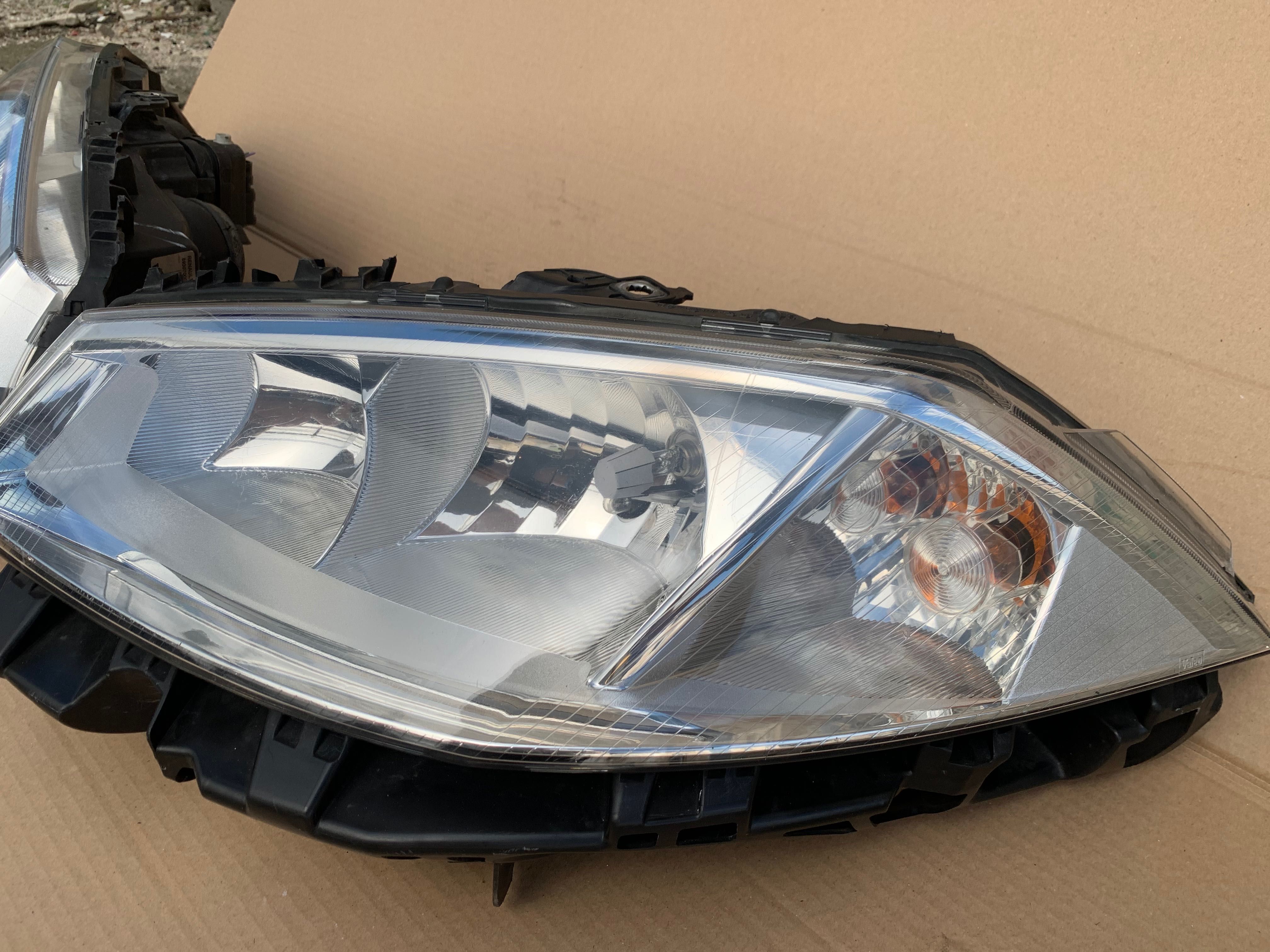 Lampy przednie przud Reno Megan 2 Lewa prawa Cana za st