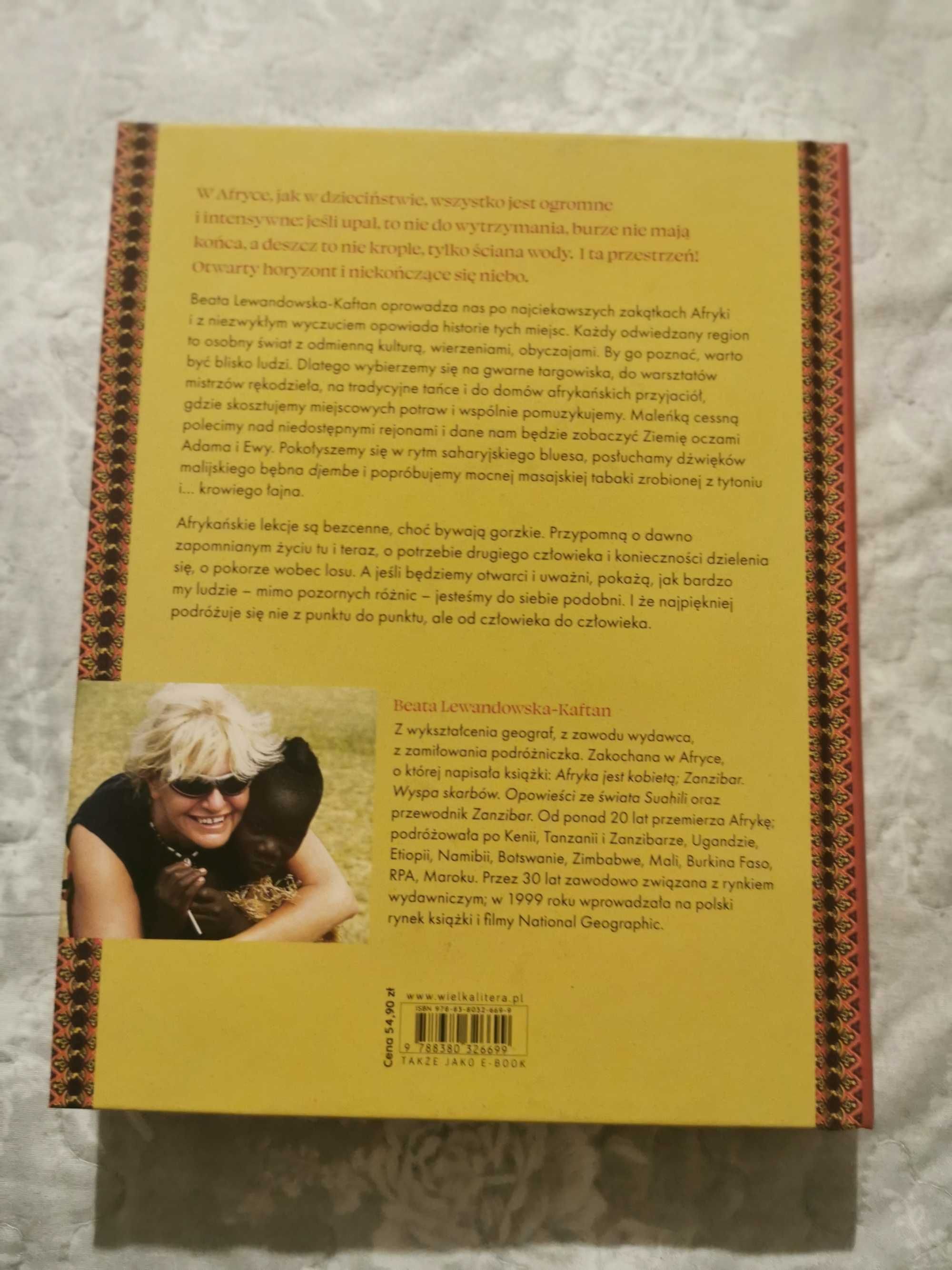 Dotyk Afryki Lewandowska - Kaftan 55pln z okładki, twarda oprawa Nowa