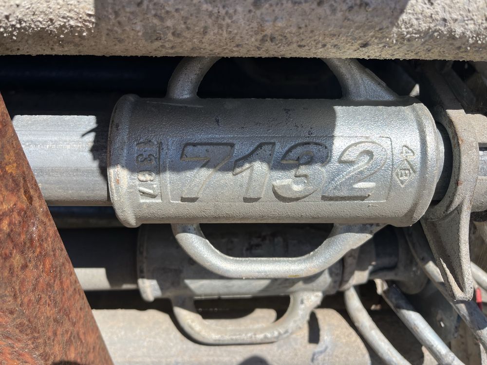 Prumos galvanizados sten