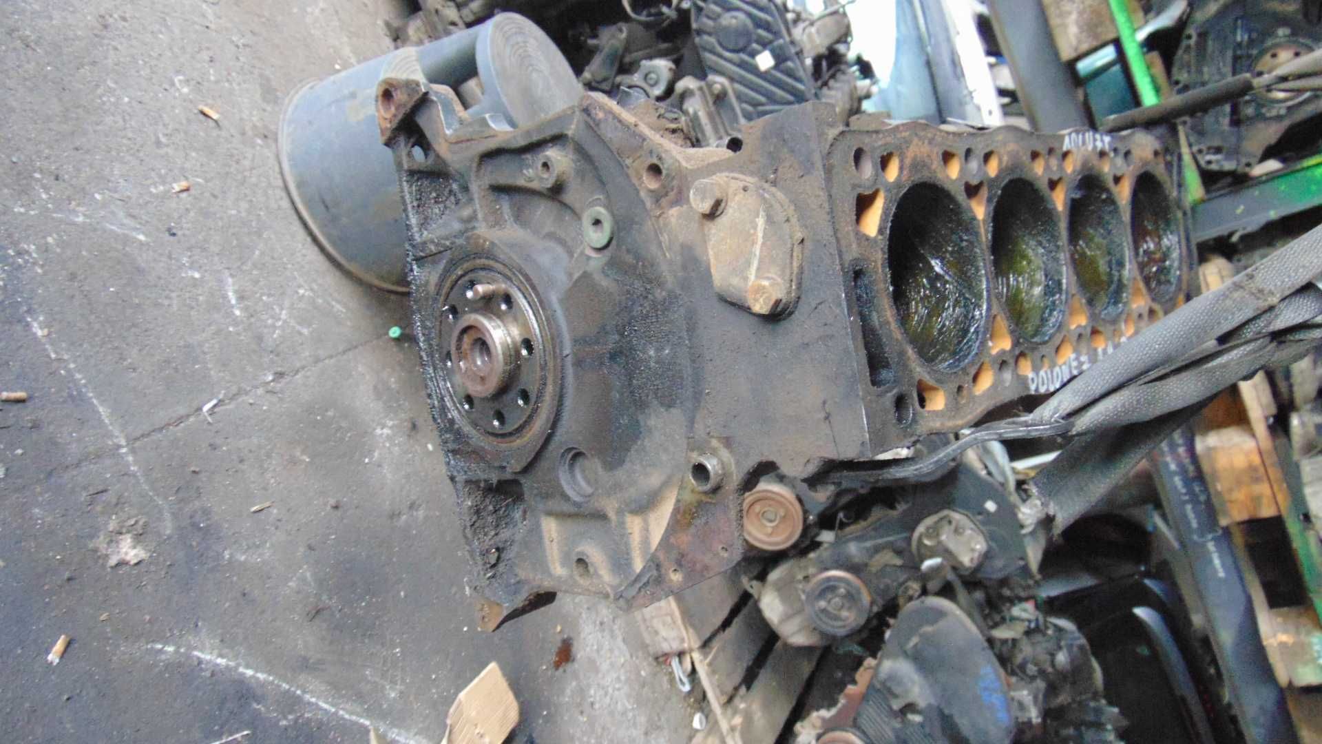 Lut55 Blok silnika dół tłoki wał polonez 1.9d 10CU7T wysyłka
