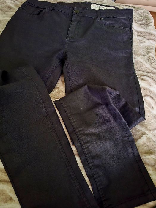 Czarne damskie spodnie