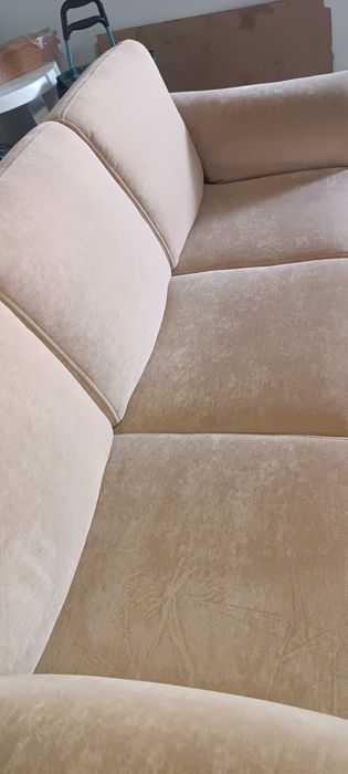 Dois sofás em ótimo estado, como novos.