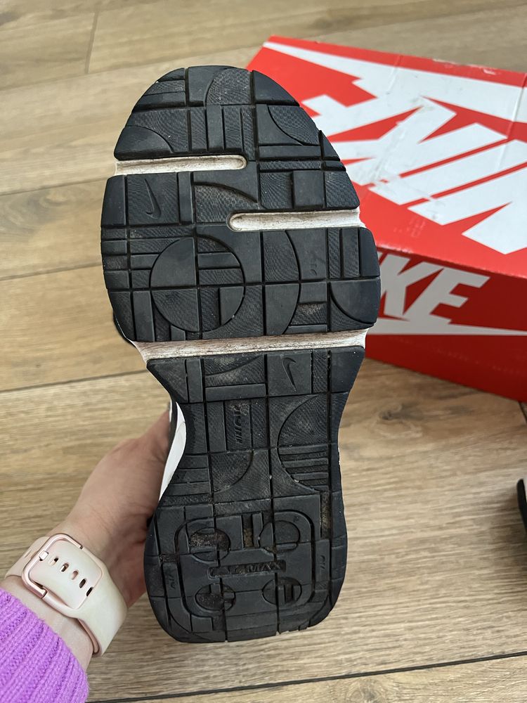 Adidasy buty Nike AIR Max intrlk r.36