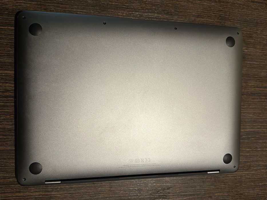 MacBook Pro M2 2022