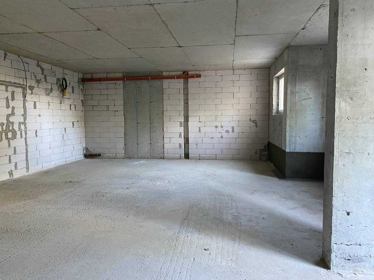 Продаж фасадного приміщення 85 м2 ЖК «Resident hall» БЕЗ КОМІСІЇ!