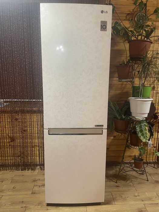 Продам холодильник в ідеальному стані