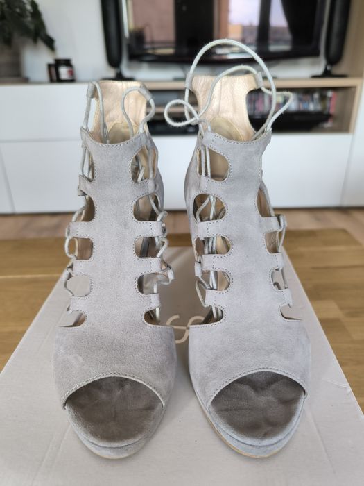 Eleganckie szpilki Bizzarro 36