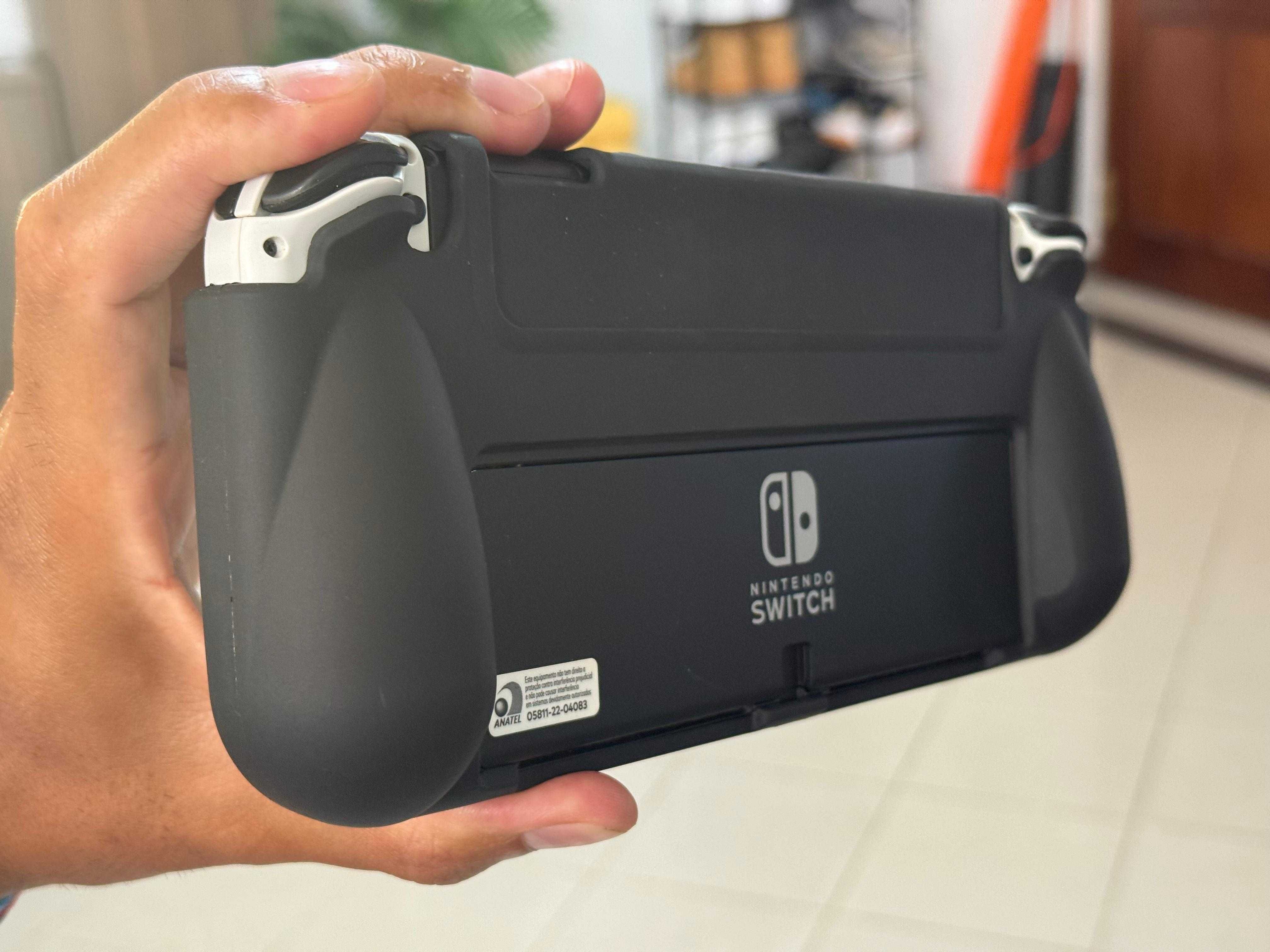 Nintendo Switch OLED - DESBLOQUEADO -  Cartão 512GB + Acessórios