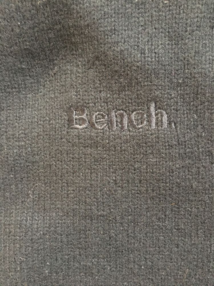 Світер чоловічий чорний  бу  Bench