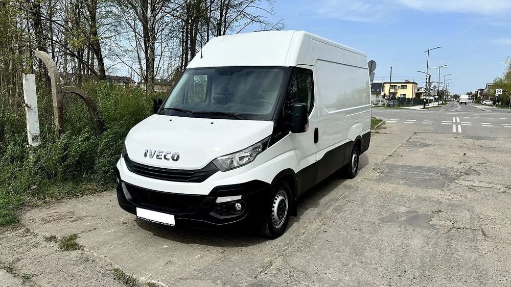 Iveco DAILY L3H2  DAILY 2.3 116KM HiMatic Automat L3H2 F.Vat23% Lift