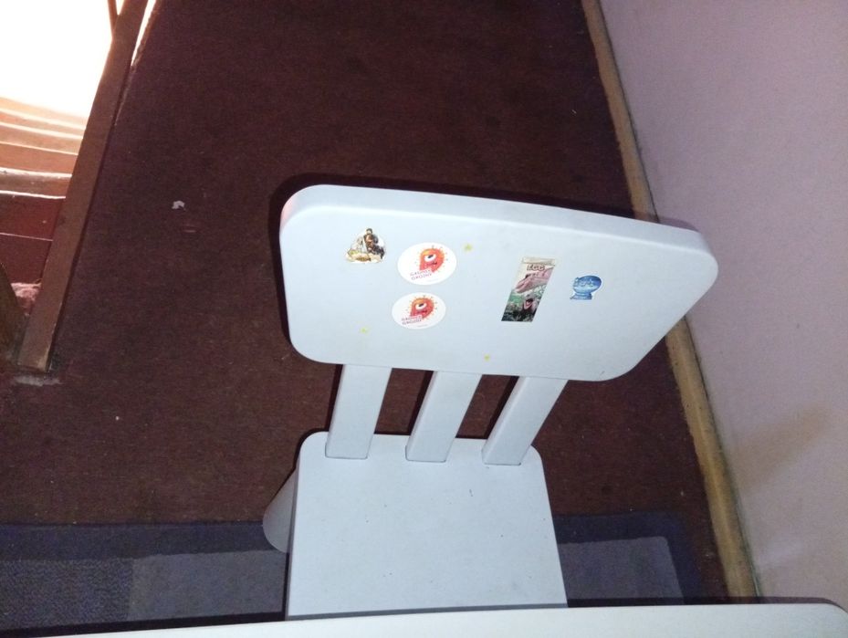 Stolik  i  krzesełka