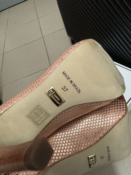 Buty koturny bezowe zlote 3i czółenka JORGE BISCHOFF