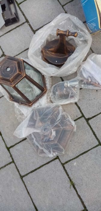 lampka ogrodowa przydomowa