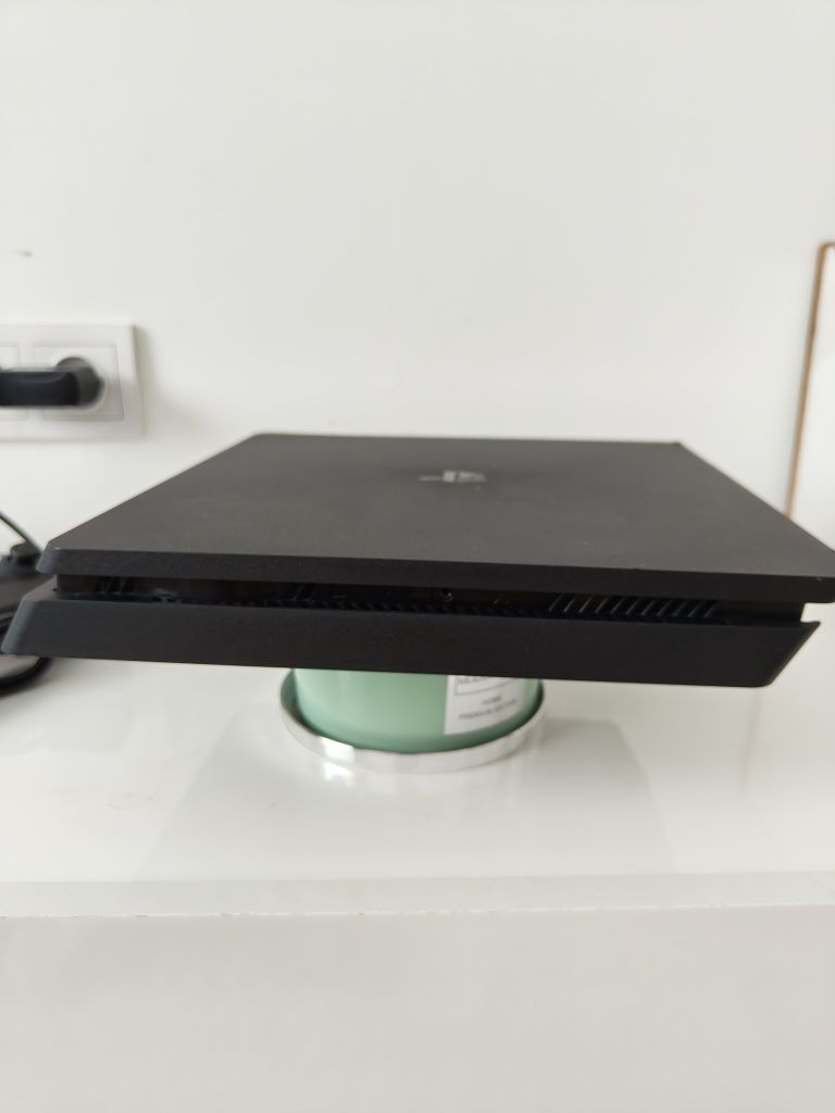 Sony PlayStation 4 slim 500 ГБ ігрова приставка PS4 slim