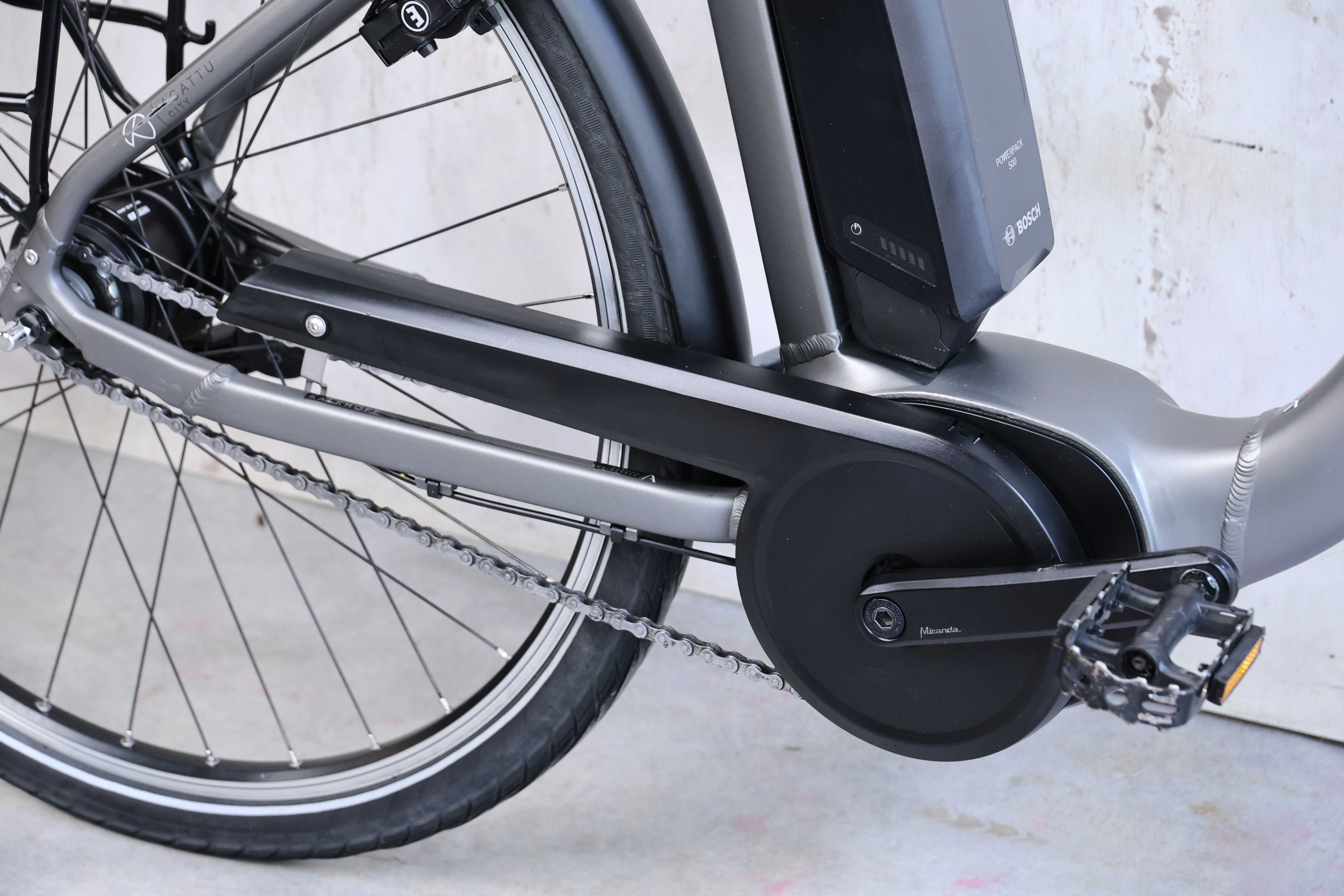 Rower elektryczny Kalkhoff Agattu 1,Bosch Active, 500 Wh, Super stan