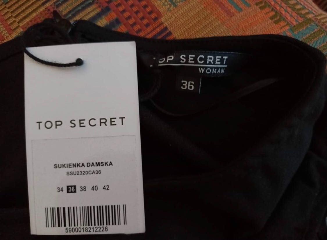 Czarna sukienka Top secret odkryte ramiona S