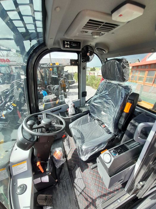 Ładowarka przegubowa WOLF WL816 - udźwig 1700 kg - gwarancja - serwis