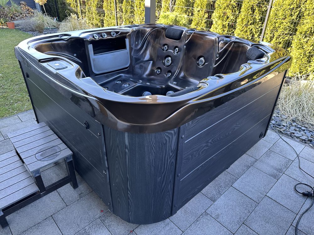 Jacuzzi całoroczne Balboa Gecko Piękne 5 osobowe!