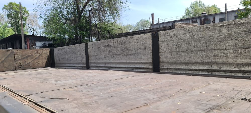 Продам грузовой прицеп SCHMITZ