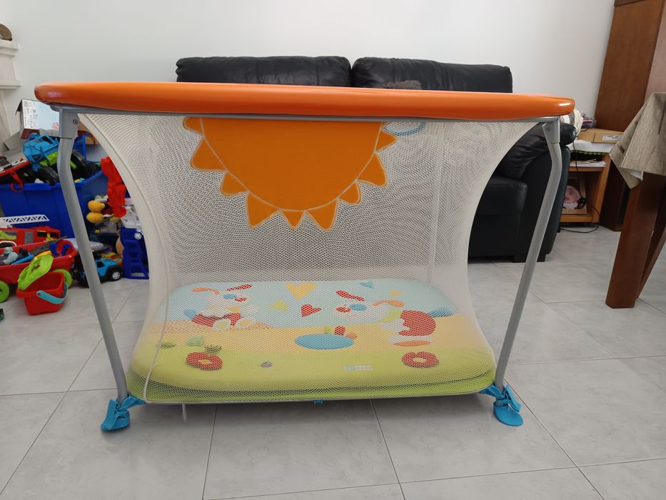 Parque infantil em ótimo estado