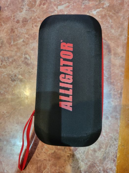 Продам пусковий пристрій (бустер)