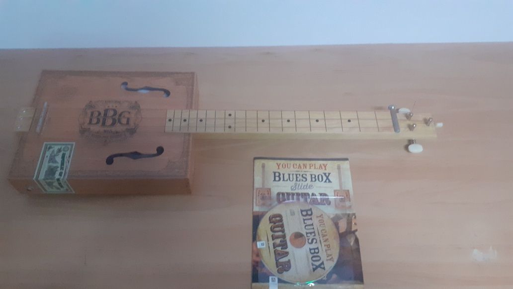 Guitarra Blues Box