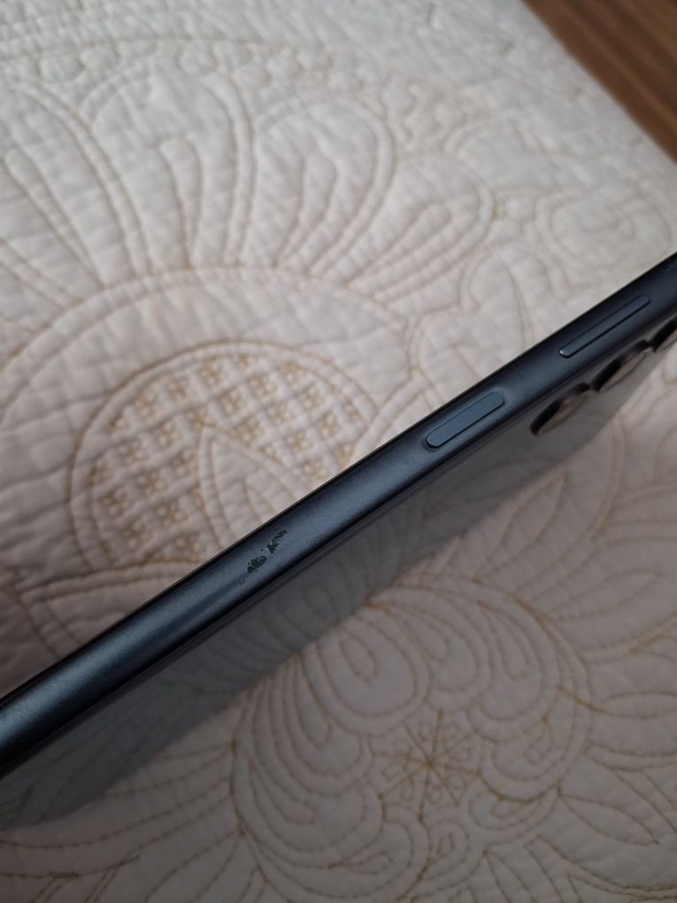 Samsung M34 5G  Gorilla Glass w kolorze srebrnym niebieskim