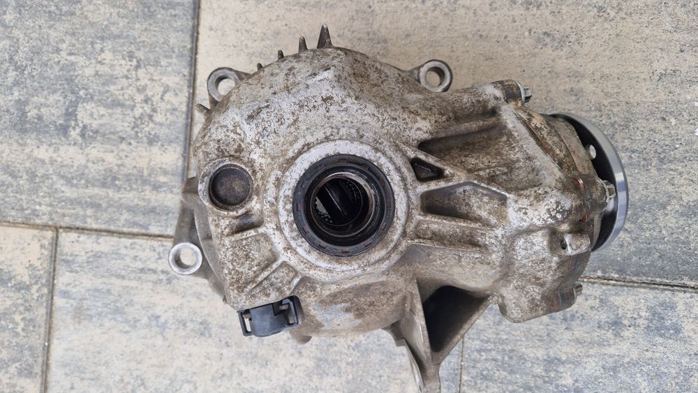 Dygerencjał mercedes w204 x204 glk  4matic przód