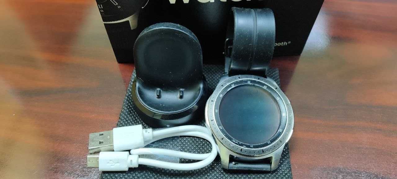 Продам смарт-годинник Samsung Galaxy Watch R800 46 mm Silver