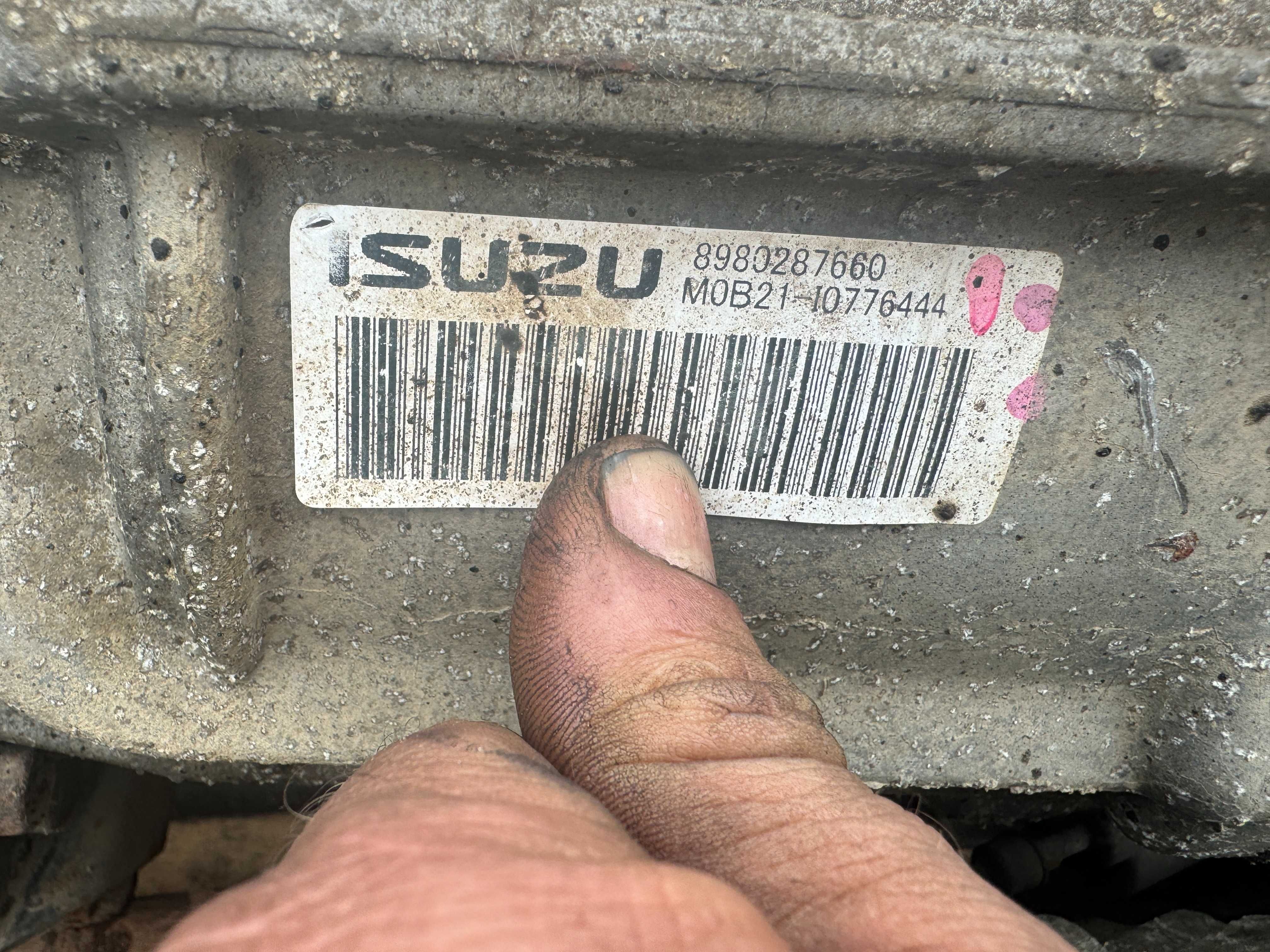 skrzynia biegów isuzu d-max 2.5 td euro 4 + reduktor 2010r.