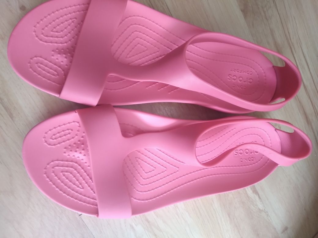 Sandały baleriny Crocs W-10 roz 40-41
