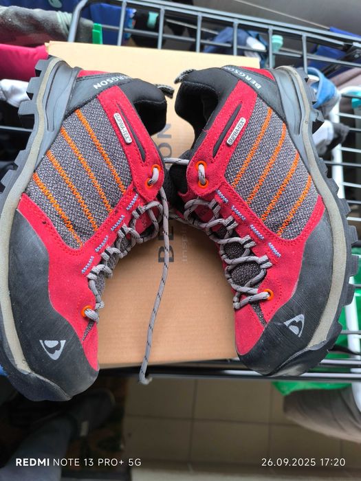 Buty trekkingowe damskie