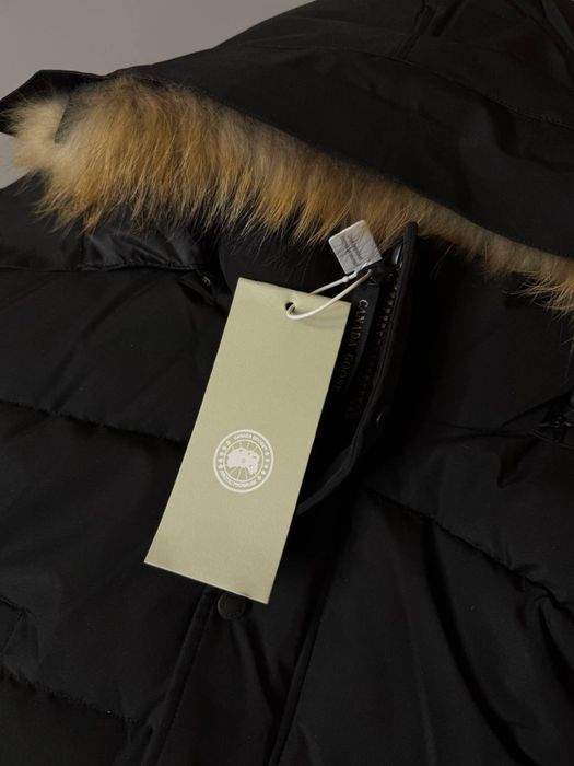 Куртка  Canada Goose