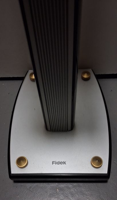 Stojaki pod kolumny Fidek