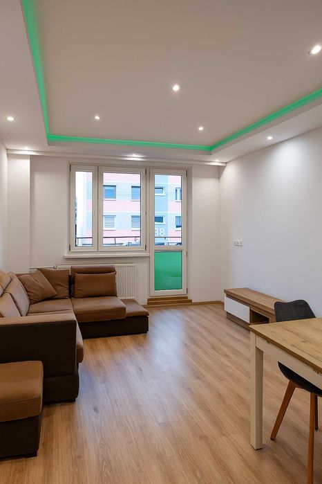 Wynajem - Mieszkanie 64 m² | 3 pokoje | 1 piętro | balkon + piwnica