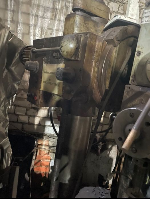 Сверлильный 2к52 радиально