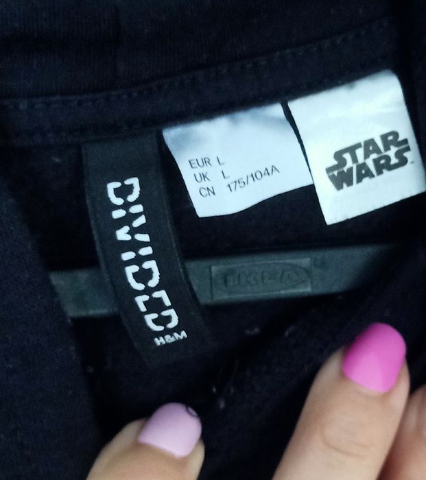 Czarna bluza z kapturem h&m rozmiar L star wars