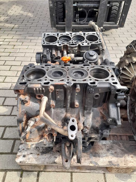 Blok  Dół  Silnika 2.0DCI M9RE780 Vivaro Trafic  Primastar 01-14R