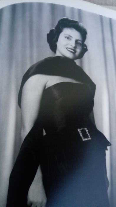 Amália Rodrigues - Retratos Fotográficos