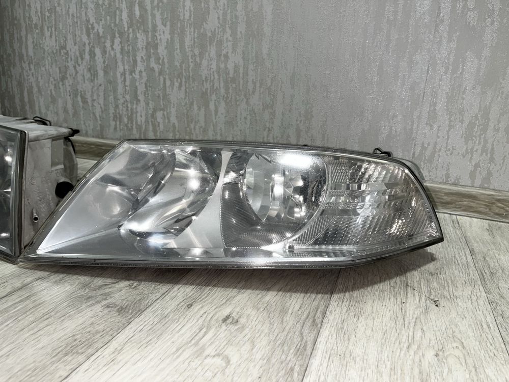 Фари Шкода Skoda пара 2шт. оптика оригінал